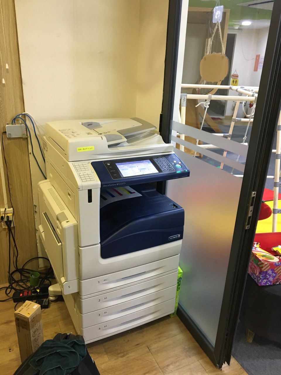 cho thuê máy photocopy màu